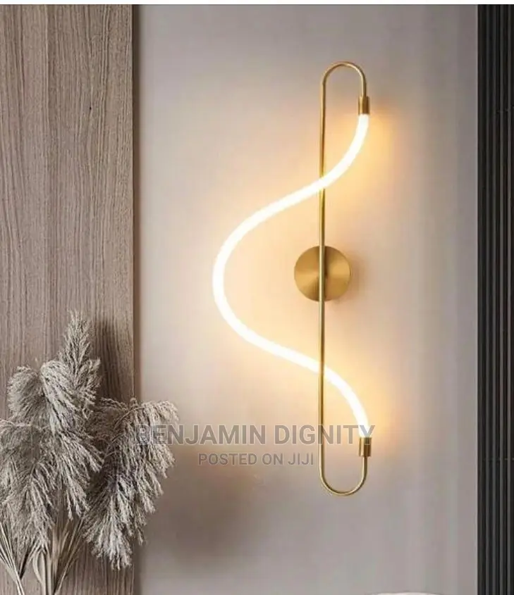 Nordic Wall Bracket Light