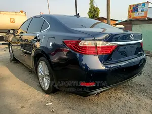 Lexus ES 350 FWD 2014 Blue