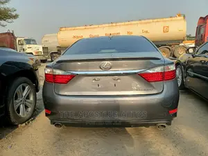 Lexus ES 350 FWD 2014 Gray