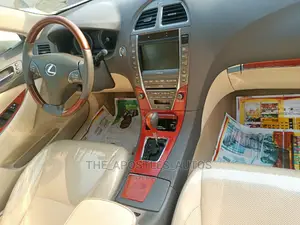 Lexus ES 350 2012 Gold