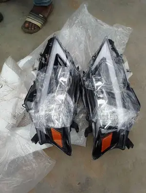 Set of Headlamp Rx350 2020 Design