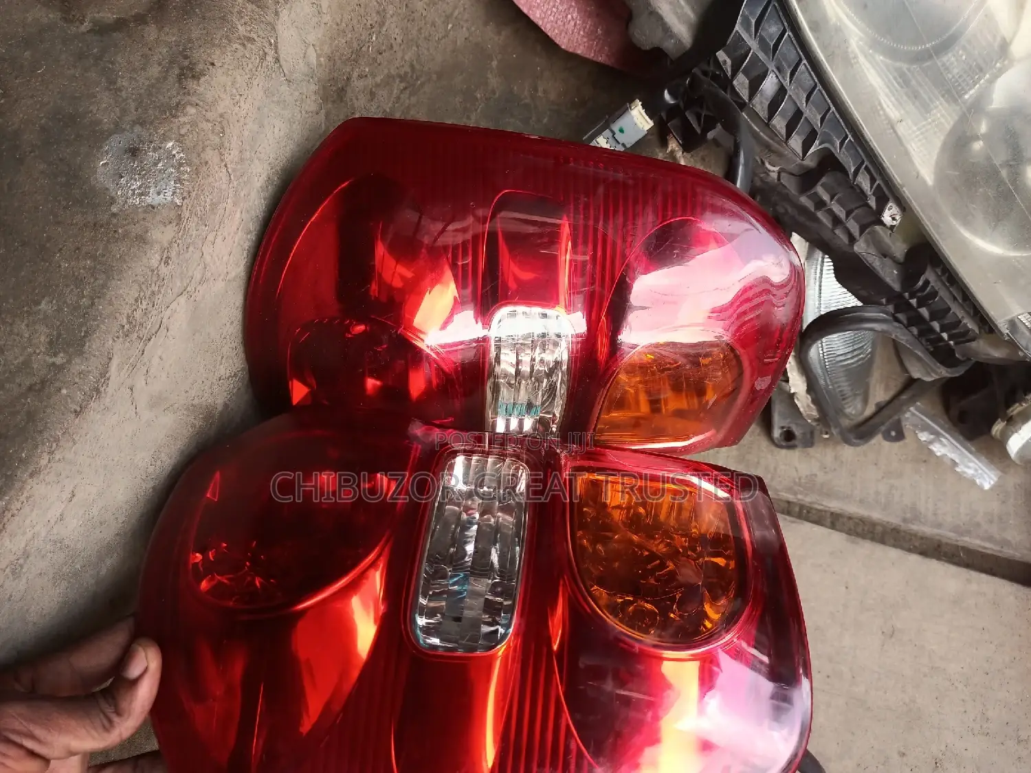 Set of Back Lights Rav4 2005