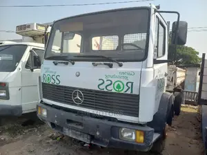 Mercedes Tipper Just Arrived
