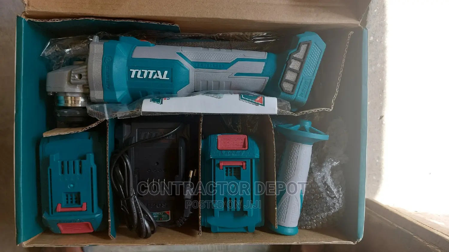 Total Tools Cordless Angle Grinder 20V (Tagli1002)