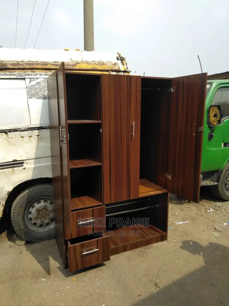 4ft Wide by 6ft Tall Wardrobe