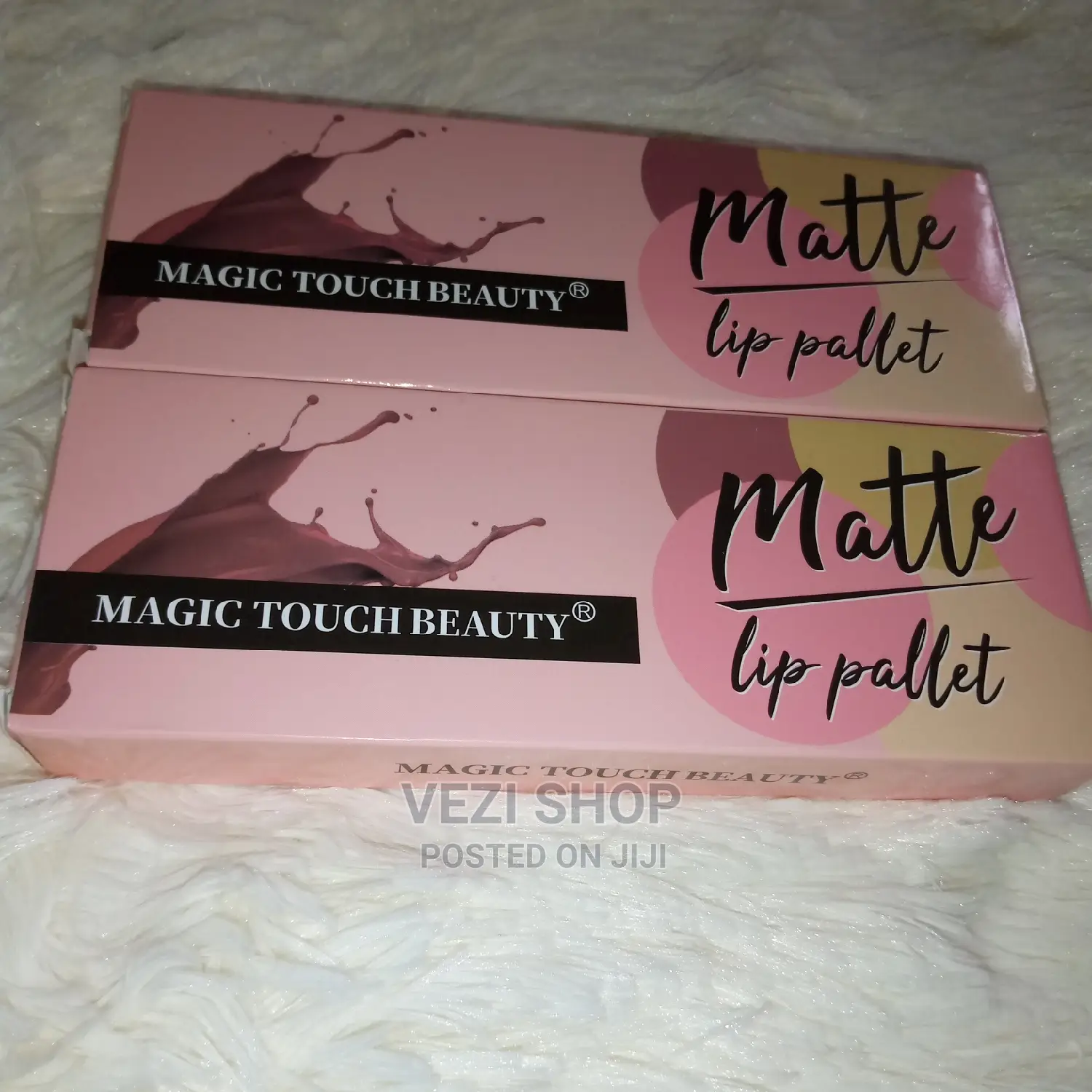 Magic Touch Beauty - Matte Lipstick Pallet 01 02
