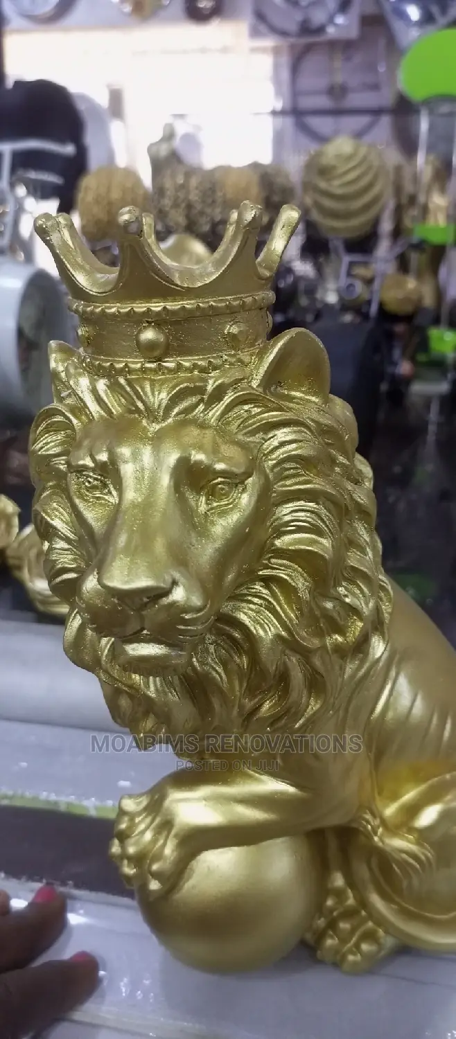 Lion King Figurines 32,500