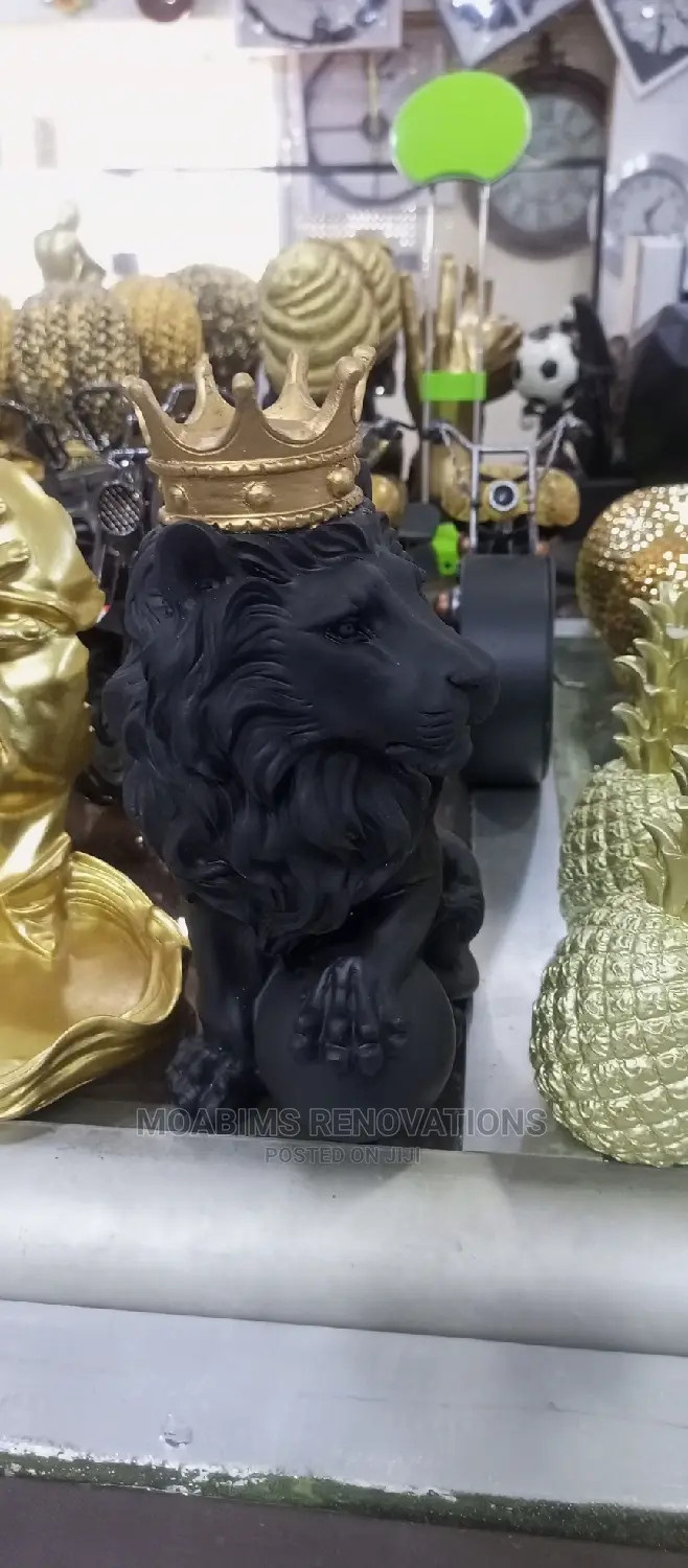 Lion King Figurines 32,500