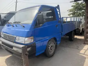 Mitsubishi Truck