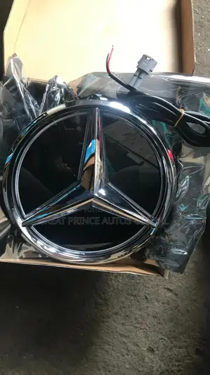 Front Grill Star Logo With Light Glass for Gle/GLC
