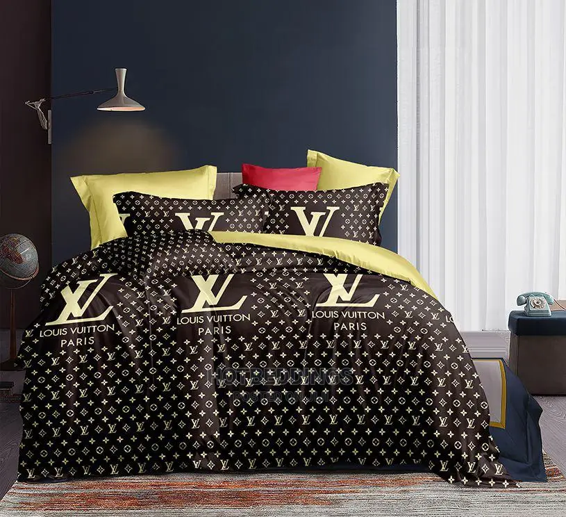 Quality Designer Duvet and Bedsheet Set