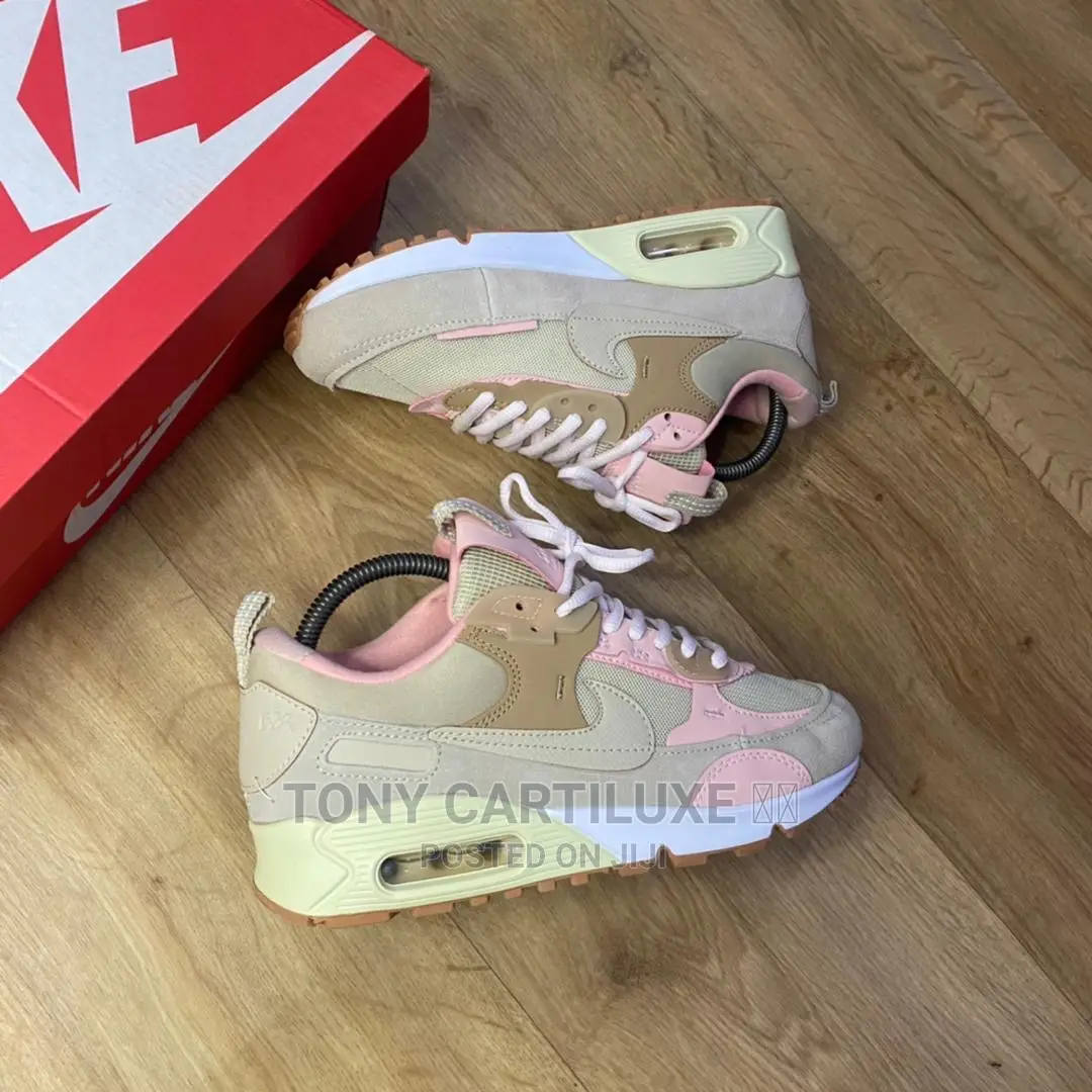 [*New*] - Nike Airmax 90 Futura Sneakers