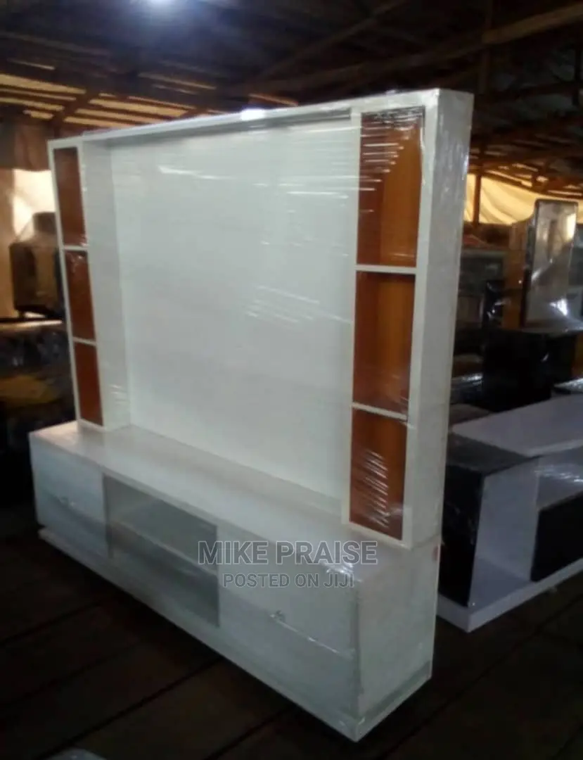 A Quality 6ft by 6ft TV Console