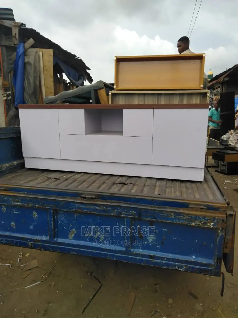 A Quality TV Stand