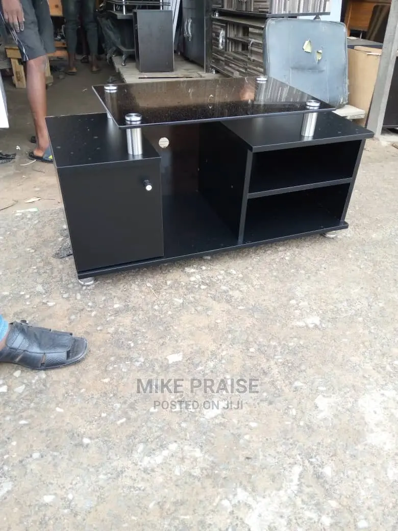 A Quality TV Stand