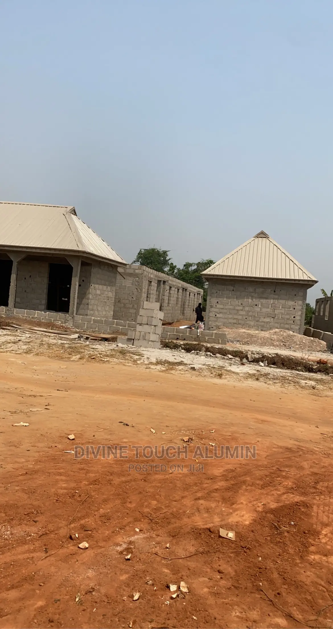 Beige Aluminum in Igbesa