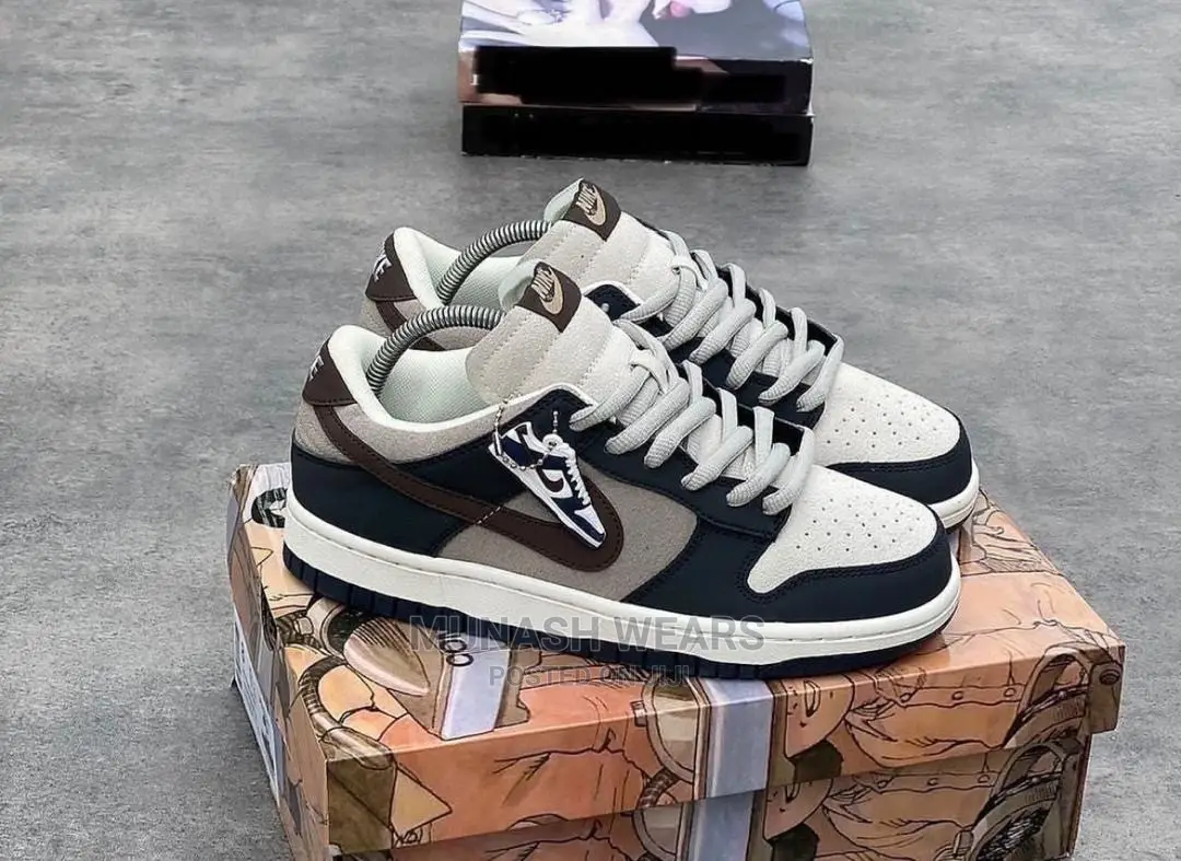 Nike Sneakers