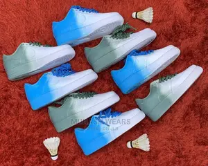 Nike Sneakers
