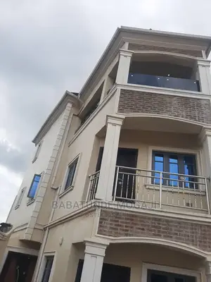 3bdrm Block of Flats in Alagbole, Abule Egba for Sale