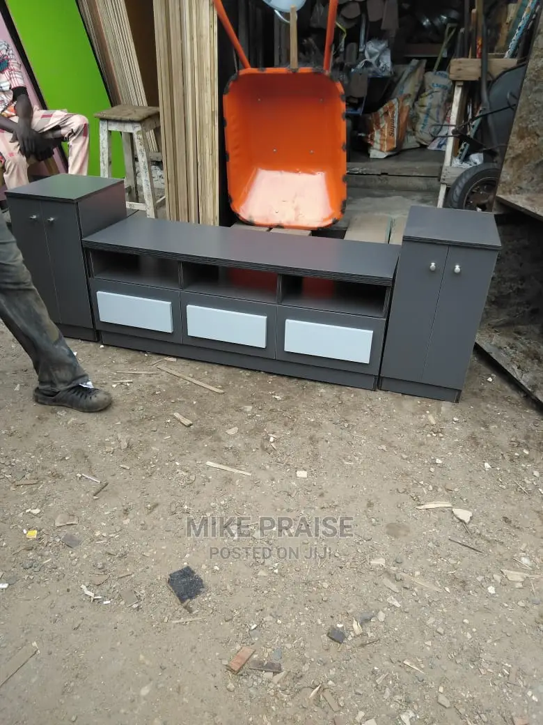 A Quality TV Stand