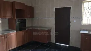 3bdrm Block of Flats in Maitama for rent