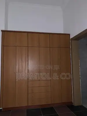 3bdrm Block of Flats in Maitama for rent