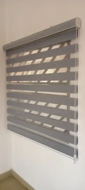 High Quality Window Blind(Free Delivery)