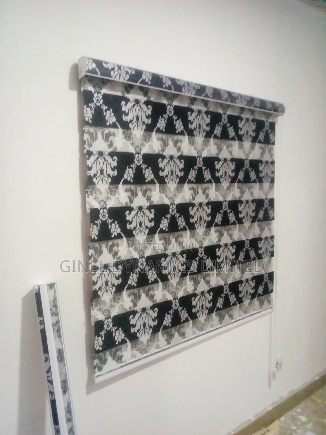 Day and Night Window Blind N