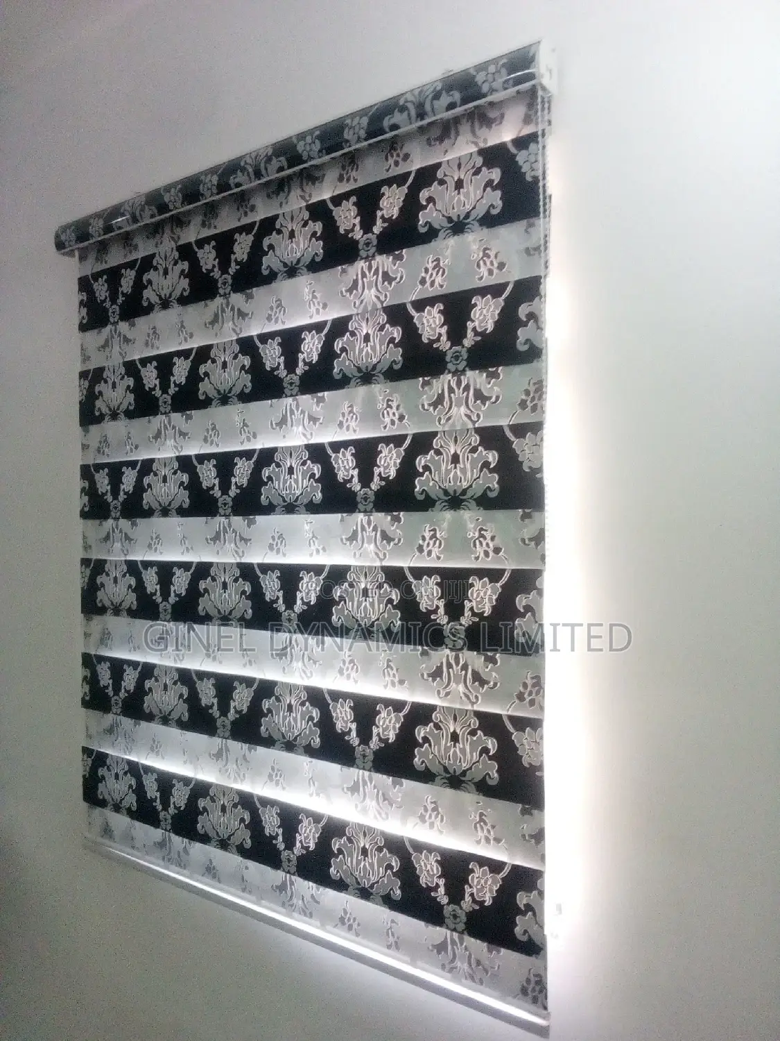 High Quality Window Blinds for Modern Interiors