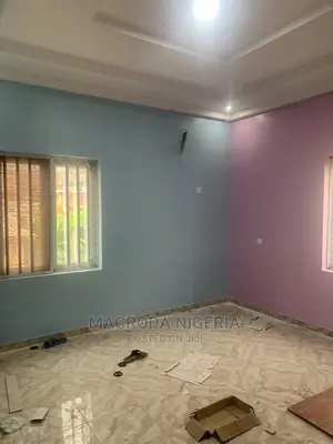 3bdrm Block of Flats in Millinuem Estate, Gbagada for sale