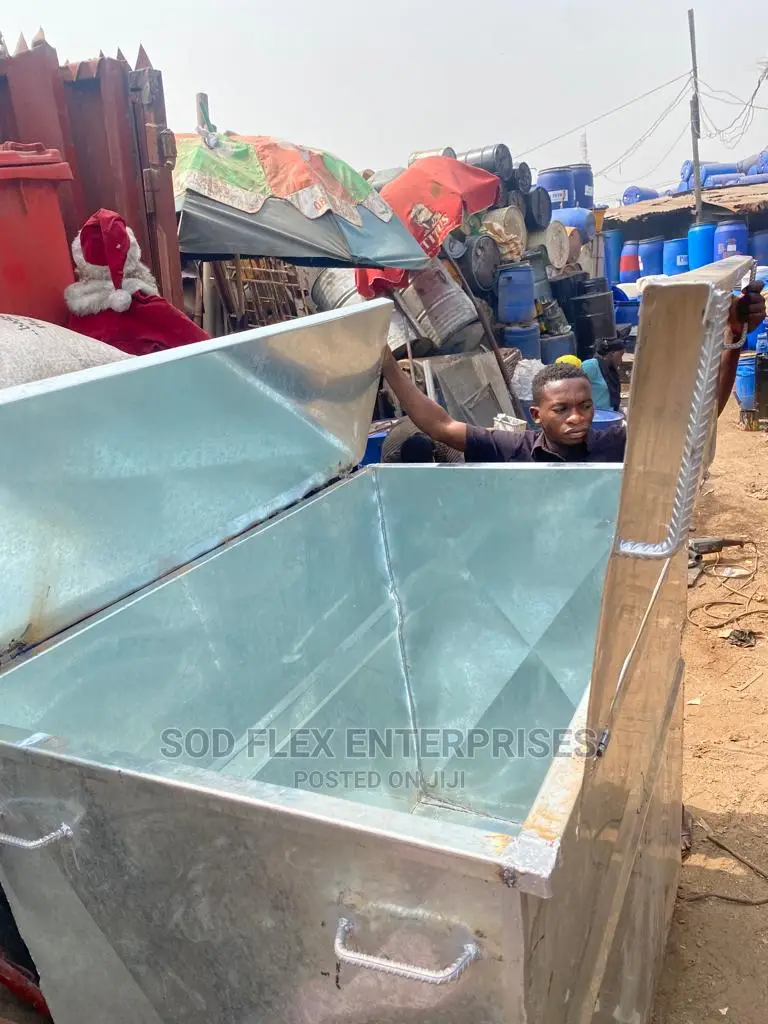 2000 Liters Metal Waste Bin