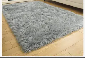 Fluffy Turkey Center Rug