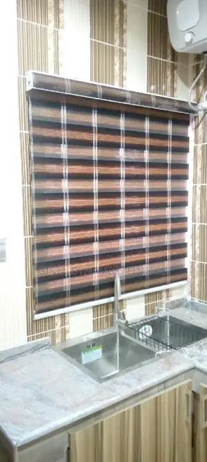 High Quality Window Blinds(Free Delivery)
