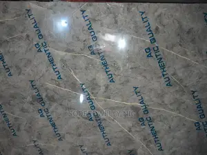 Mable Gloss Board