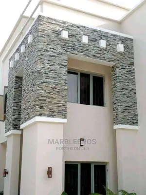 Crackwall Stones MB