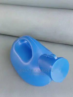 Plastic Urine Bottle - Handheld Male