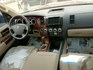 Toyota Sequoia 2011 Burgundy
