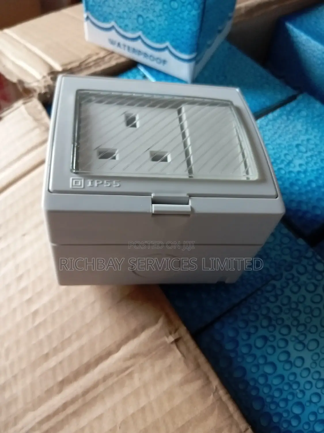 13amp IP55 Weatherproof Switch Socket