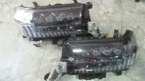 Toyota Land Cruiser Four Torch 2018 /2020 Set of Headlamps