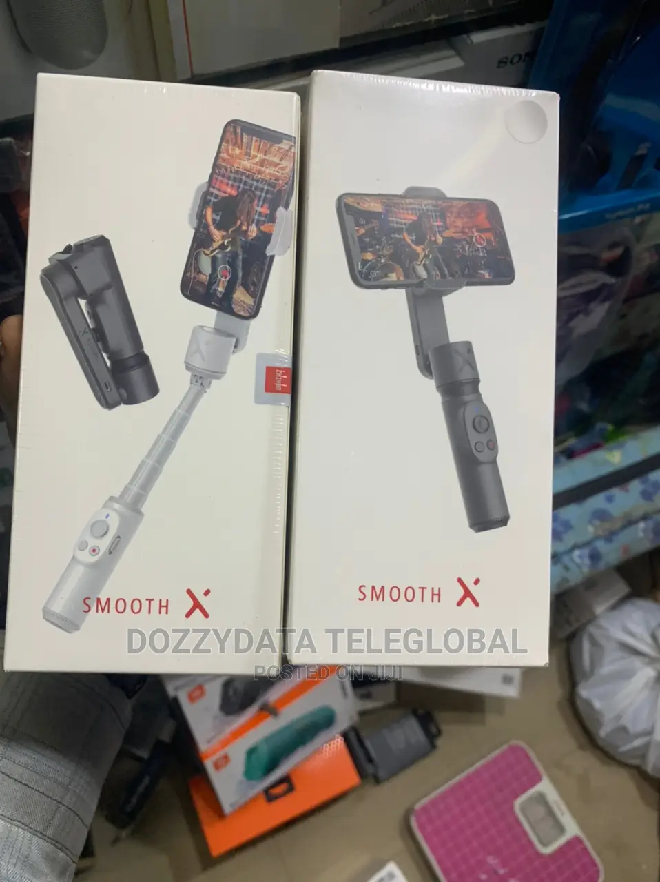 SMOOTH X - Foldable Smartphone Gimbal Stabilizer