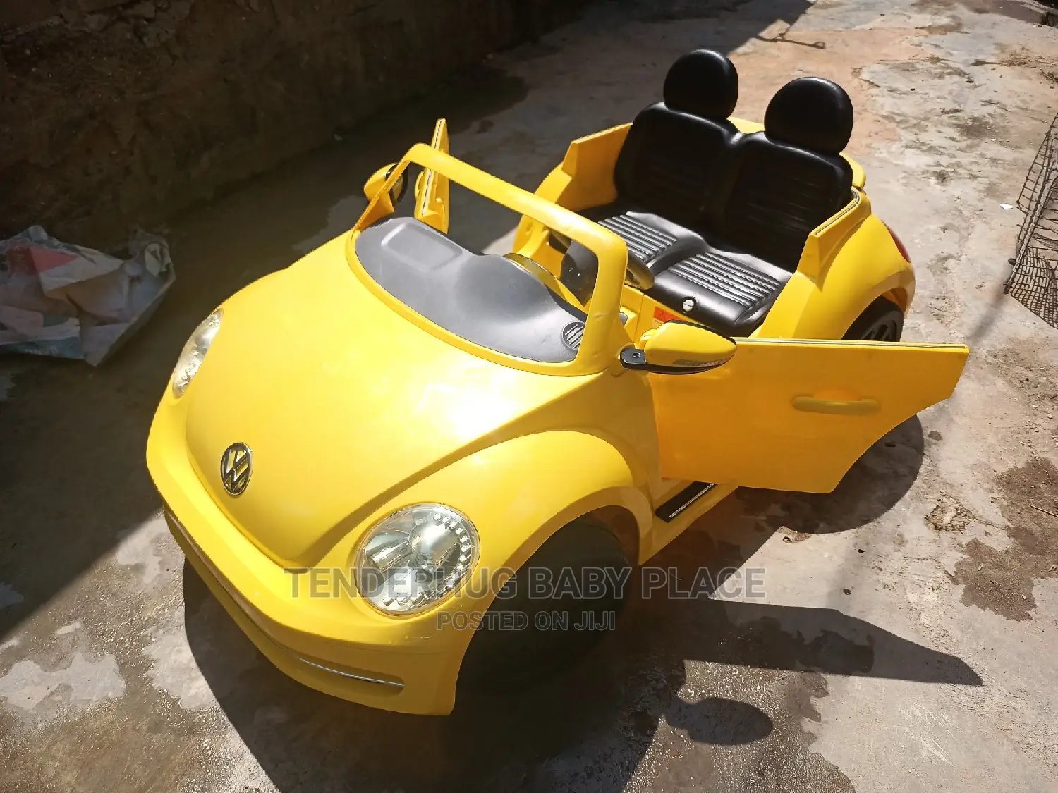 Super Durable Licensed Kids 2 Seater Volkswagen Beetle Car