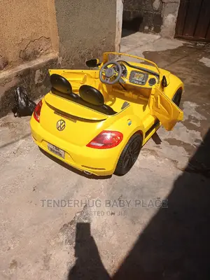 Super Durable Licensed Kids 2 Seater Volkswagen Beetle Car