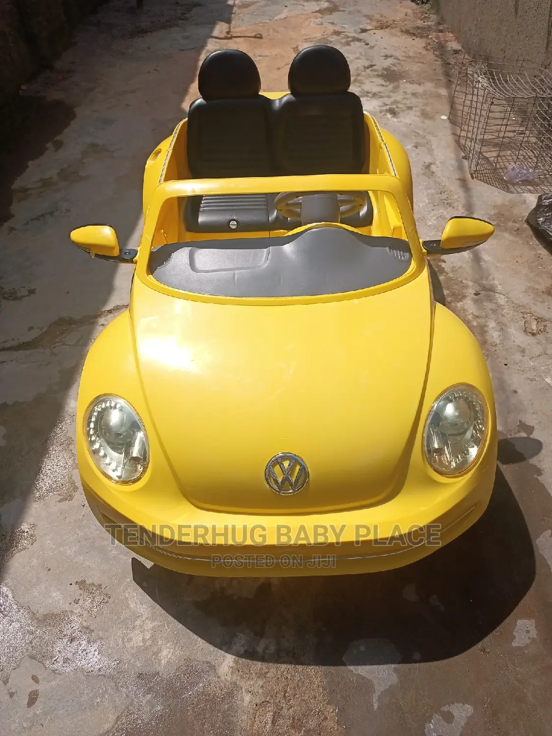 Super Durable Licensed Kids 2 Seater Volkswagen Beetle Car