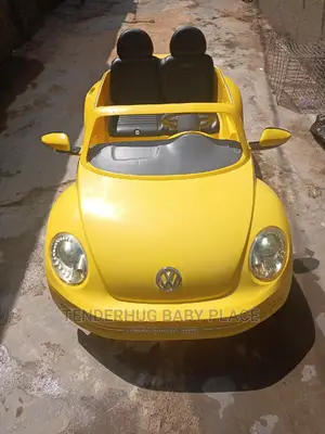 Super Durable Licensed Kids 2 Seater Volkswagen Beetle Car