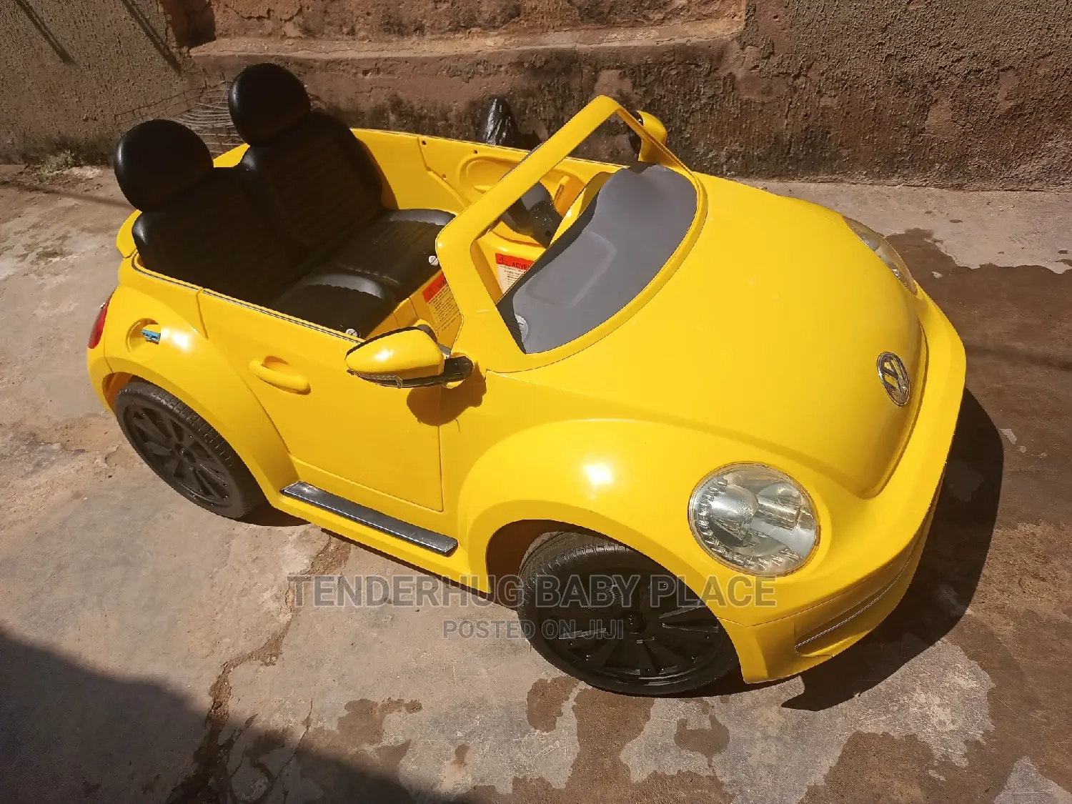 Super Durable Licensed Kids 2 Seater Volkswagen Beetle Car