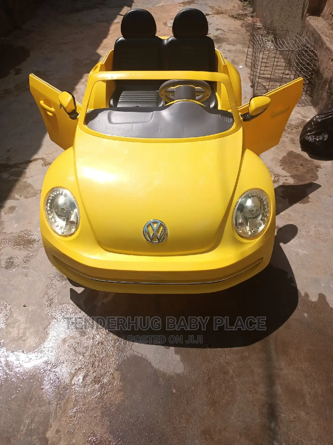 Super Durable Licensed Kids 2 Seater Volkswagen Beetle Car