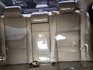 Lexus ES 350 FWD 2013 White