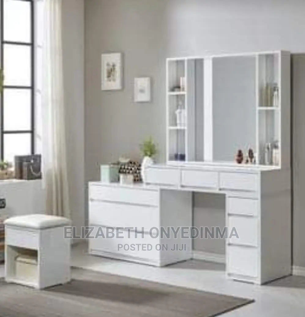 Dressing Mirror With 5 Drawers
