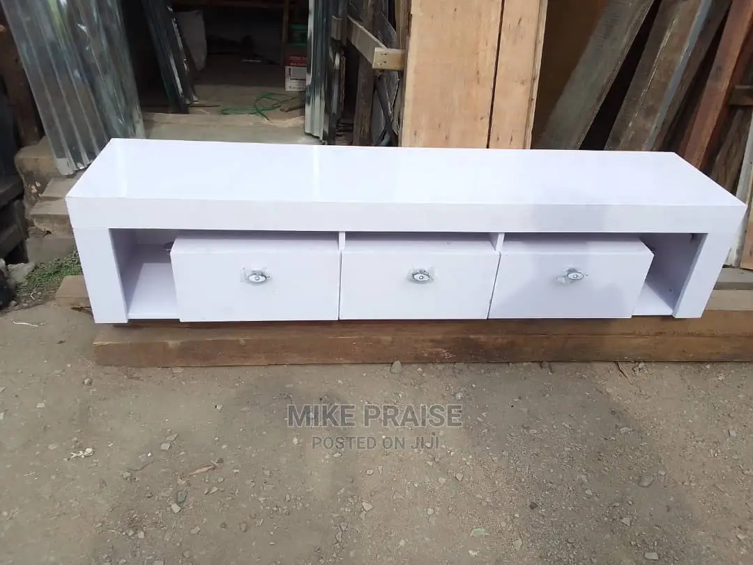 A Quality TV Stand