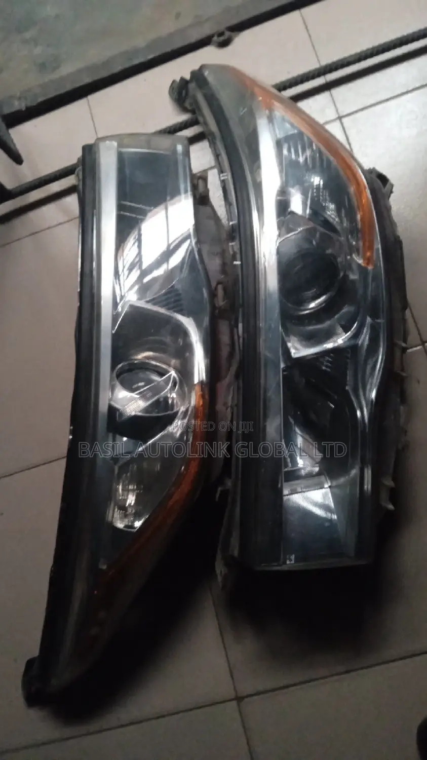 Head Light Highlander 015 Model